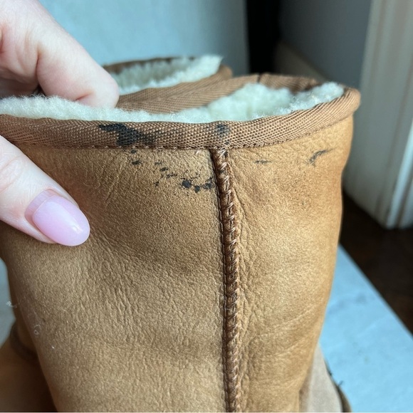 Ugg Classic Short Boot Brown Chestnut Womens 5 EU 36 - Picture 7 of 10